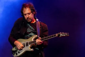 Exguitarrista de Caifanes Alejandro Marcovich en coma tras derrame cerebral, reporta su familia